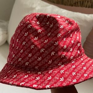 Adidas Bucket Hat